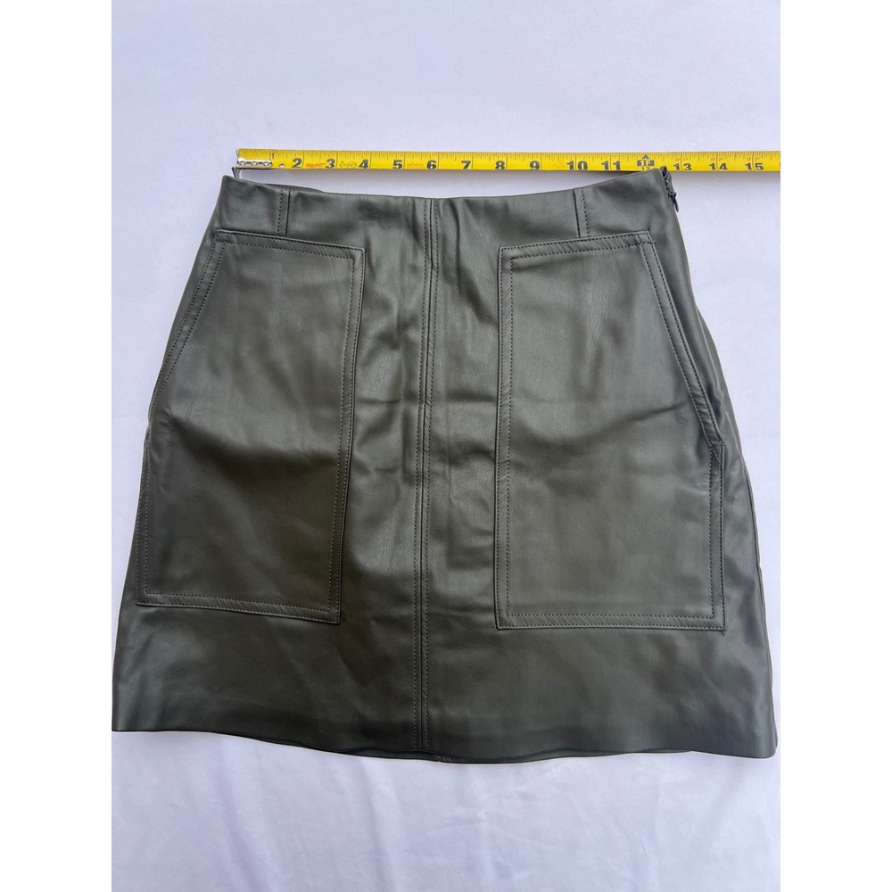 HM Faux Leather Mini Skirt Dark Olive Green Patch Pockets Size 4 NEW